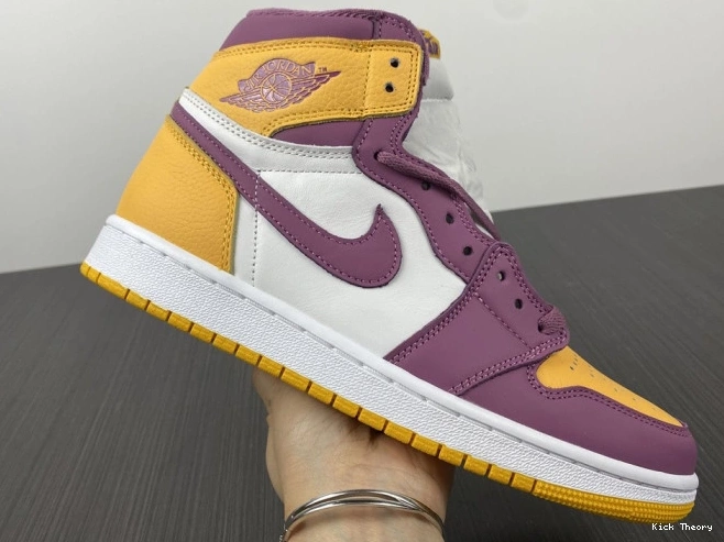 Kicked Out Shoe Store 1 High OG Brotherhood 555088-706 Air Jordan 0708